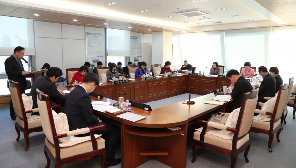 대전 동구의회는 14일 의원 정책간담회를 개최하고, 제241회 임시회 부의안건 및 지역 현안에 대해 논의하고 있다. / 대전 동구의회 제공