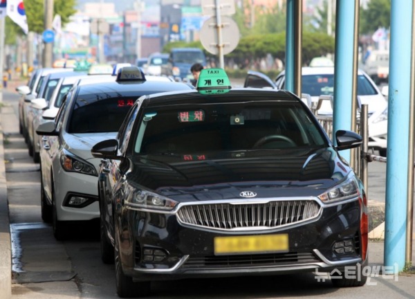 충남 태안군 택시 기본요금이 이달 23일부터 3,300원으로 500원 인상된다. / 태안군 제공
