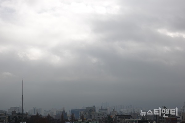 구름 많은 대전 하늘 /  ⓒ 뉴스티앤티