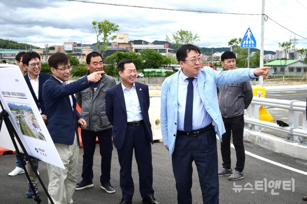 충북 제천시는 신백동, 두학동과 고명동을 연결하는 도시계획도로(알미~세거리간 중로 2-27호)가 개통을 앞두고 있다고 21일 밝혔다. / 제천시 제공