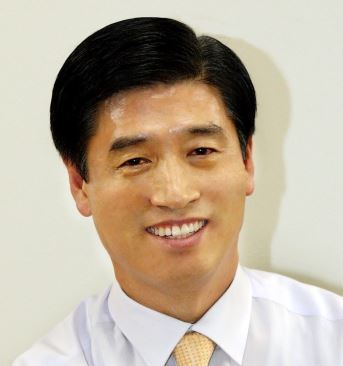 김덕만 박사(정치학)/전 국민권익위원회 대변인·홍천군홍보대사