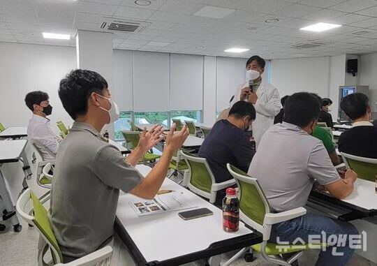 밀폐공간 작업 안전사고 예방 교육 모습 / 세종시설관리공단 제공