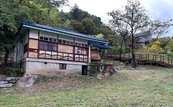 대전시는 25일 보문산공원에 있는 옛 보문사(寶文寺) 요사채에 대한 문화재 등록을 예고했다. / 대전시 제공