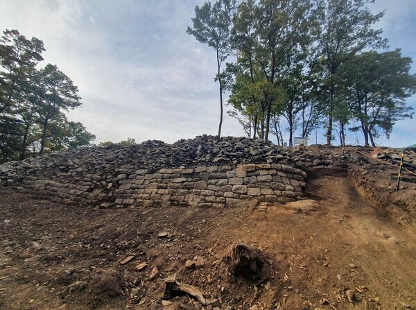 대전시가 흑석동산성(시 기념물 15호)의 역사적 사실을 증명할 주요 유적과 유물을 대거 발견했다. 사진은 대전 흑석동산성 / 대전시 제공