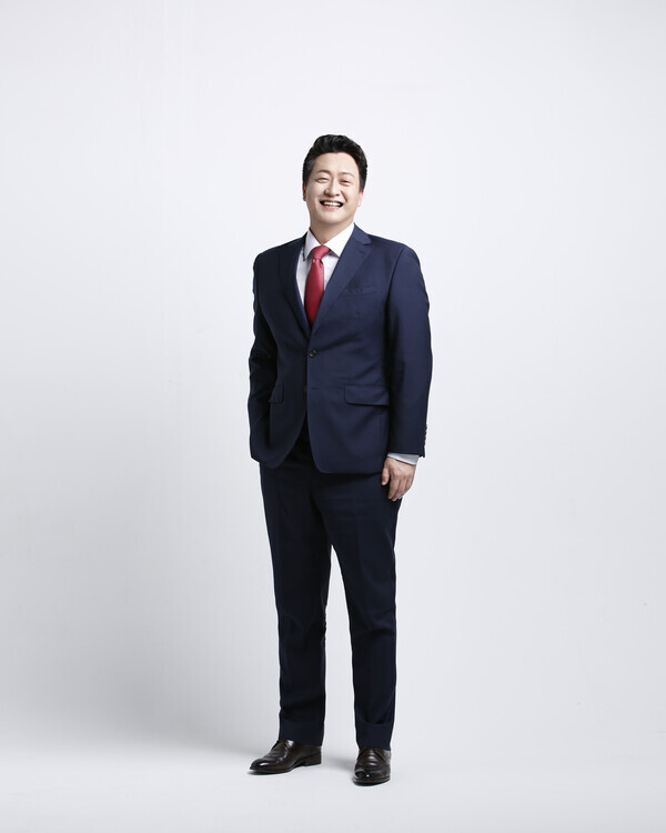 국민의힘 전국청년위원장협의회는 15일 제주시 연동에서 개최된 전국 17개 시·도당청년위원장협의회 간담회에서 신임 협의회장으로 허진 대전시당 청년위원장을 선출했다. / 국민의힘 대전시당 청년위원회 제공