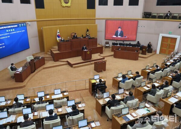 대전시의회는 22일 제268회 제2차 정례회 3차 본회의를 열고 2일차 시정질문을 이어갔다. / 뉴스티앤티