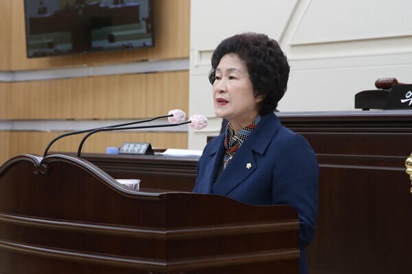 대전 동구의회는 22일 오전 10시 30분 제268회 정례회 제1차 본회의를 개의하고, 오는 12월 16일까지 25일간의 의사일정에 돌입한 가운데, 국민의힘 오관영 의원이 5분 발언을 진행하고 있다. / 대전 동구의회 제공