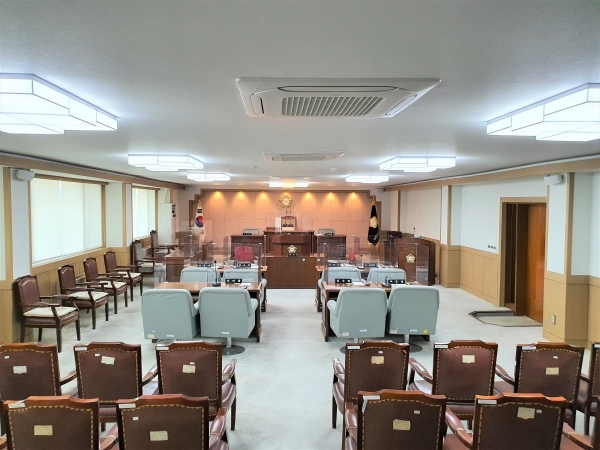 대덕구의회 예산결산특별위원회는 6일 465억원(일반회계 460억원·특별회계 4억 7600만원) 규모로 이뤄진 제2회 추가경정 예산안에 대한 적합성 여부를 살폈다. / 뉴스티앤티 DB