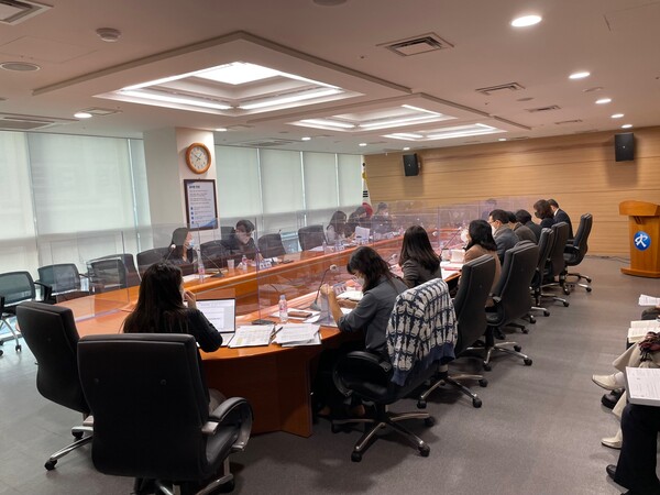 세종시교육청은 7일 시교육청 3층 중회의실에서 '2022년 학교안전관리위원회 정례회'를 개최했다. / 세종시교육청 제공