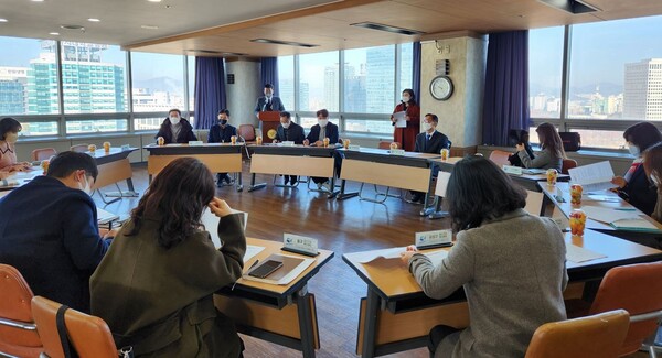 대전자치경찰위원회는 8일 지역 자살률 감소와 자살예방 협력 체계 구축을 위한 관계기간 간담회를 개최했다고 밝혔다. / 대전시 제공