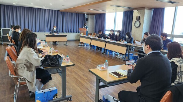 대전자치경찰위원회는 15일 대전경찰청 회의실에서 ‘자치경찰 실무분과(아동분과) 협의체'를 개최했다고 밝혔다. / 대전시 제공