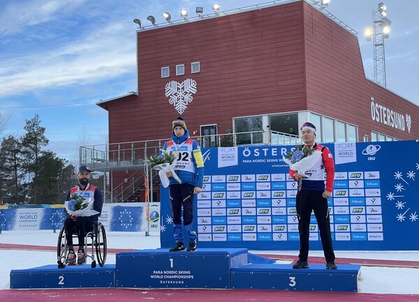 세종시 소속 신의현 선수가 지난 16일부터 29일까지 스웨덴 오스터순드에서 열린 ‘2023 FIS 파라노르딕스키 오스터순드 세계선수권대회’에서 동메달을 목에 걸며 다시 한 번 세계에 이름을 알렸다. / 세종시 제공
