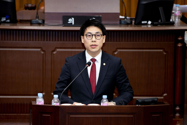 대전 서구의회는 8일 국민의힘 설재영 의원 제274회 임시회 제1차 본회의에서 대전 다가구주택 '빌라왕' 전세 사기 피해 예방대책 마련을 건의했다고 밝혔다. / 대전 서구의회 제공