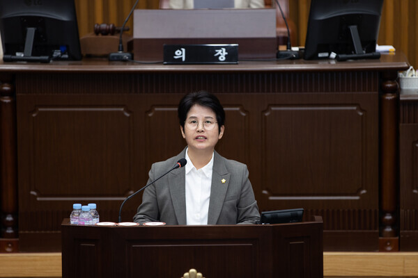 대전 서구의회는 지난 15일 국민의힘 정현서 의원이 제274회 임시회 제2차 본회의에서 빼울약수터 벌곡로1285번길 교통안전 및 보행권 확보를 촉구했다고 밝혔다. / 대전 서구의회 제공