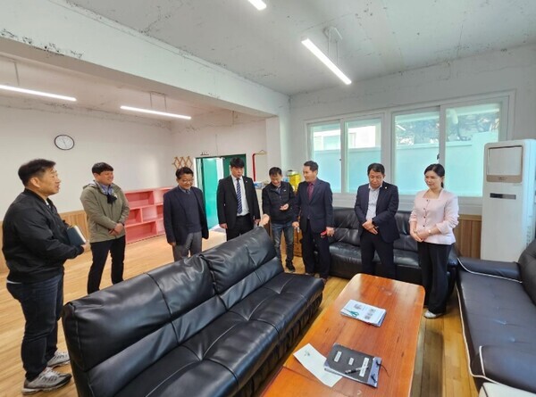 대전 중구의회 행정자치위원회는 327일 제249회 임시회 기간 중 관내 주요사업현장을 방문해 현장 중심 의정활동을 펼쳤다고 밝혔다. / 대전 중구의회 제공