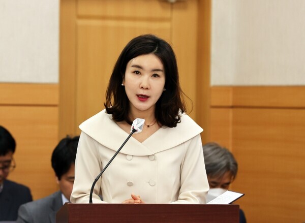 유성구의회는 18일 인미동 부의장이 제262회 임시회에서 유성구 지역상권의 상생협력을 촉진하기 위한 제도를 마련하는 등 활발한 입법활동에 나섰다고 밝혔다. / 유성구의회 제공