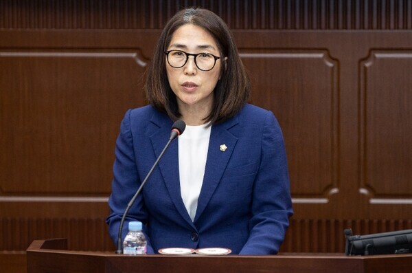 대전 서구의회는 7일 제276회 제1차 정례회 제1차 본회의에서 국민의힘 신현대 의원이 5분 자유발언을 통해 저출산 극복을 위한 난임부부 지원 확대 필요성에 대해 제언했다고 밝혔다. / 대전 서구의회 제공
