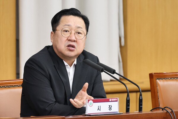 이장우 대전시장이 오는 11일 개막하는 ‘대전 0시 축제’의 성공적인 개최를 위해 만전을 기할 것을 주문했다. / 대전시 제공