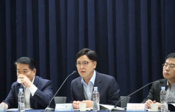 국민의힘 이명수 의원은 31일 국회 의원회관 제1소회의실에서 개최된 국회미래연구원 국제전략연구센터 학술회의 '한반도 미래전략과 국회'에 토론자로 참석했다고 밝혔다. / 이명수 의원 제공