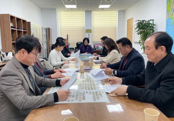 대전시의회 교육위원회는 21일 시의회 교육위원장실에서 교육분과 의정자문위원회를 개최했다. / 대전시의회 제공