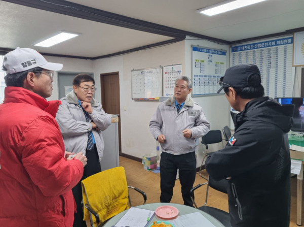 양홍규 국민의힘 대전 서구을 국회의원 예비후보는 지난 4일 오후 3시 대전둔산모범운전자회를 방문하여 개인과 법인택시의 대중교통화에 관한 의견을 수렴했다고 밝혔다. / 양홍규 예비후보 제공