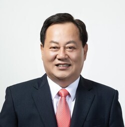 국민의힘 이은권 대전 중구 국회의원 예비후보가 31일 중구 아이돌봄 행복이음센터 건립을 공약했다.