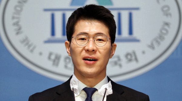 박기일 더불이민주당 천안을 국회의원 예비후보가 국가보훈부의 박이택 신임 이사 임명 철회를 강력히 촉구하고 나섰다. / 뉴스티앤티 DB
