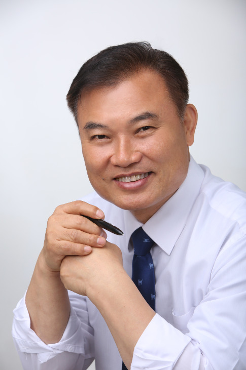 더불어민주당 공천관리위원회가 대전 유성구을에 황정아 한국천문연구원 책임연구원을 전략공천한 가운데, 정기현 예비후보가 전략공천에 대한 입장문을 배포하고, 당의 결정을 수용하며, 아쉬운 마음을 밝혔다. / 뉴스티앤티 DB