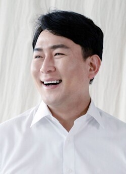 더불어민주당 유지곤 대전 서구갑 국회의원 예비후보가 23일 당의 컷오프(공천 배제) 결정에 반발하며 재심을 신청했다. (사진=민주당 유지곤 대전 서구갑 국회의원 예비후보)