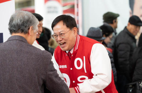 이은권 국민의힘 대전 중구 국회의원 예비후보는 10일 '중촌 문화예술복합단지 조성' 공약을 발표했다. / 이은권 예비후보 제공