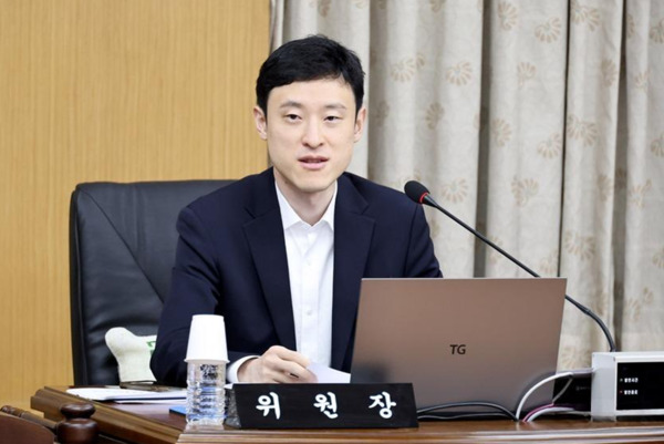 양홍규 국민의힘 대전 서구을 국회의원 후보 선거대책위원회는 27일 이중호 대변인 명의로 '‘박범계 후보님. 민주당에 윤석열 정부의 CTX구상이 맞다고 말 좀 해주시길 바랍니다'라는 제목의 논평을 발표했다. / 양홍규 후보 제공