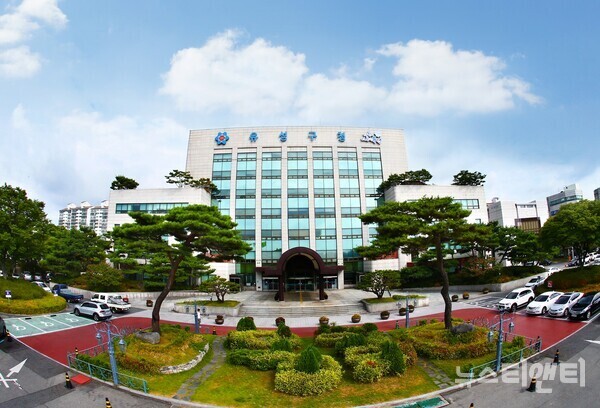 대전 유성구는 초등 방과 후 마을 돌봄시설 인프라를 확충하고, 최신기술을 도입해 돌봄 및 교육 서비스를 제공하는 ‘스마트 돌봄체계 구축 사업’을 본격 추진한다고 15일 밝혔다. (사진=유성구청 / 뉴스티앤티DB)