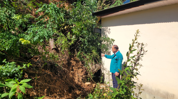 서산시의회는 지난 23일 조동식 의장이 동문1동 집중호우 수해피해 현장을 방문했다고 밝혔다. / 서산시의회 제공