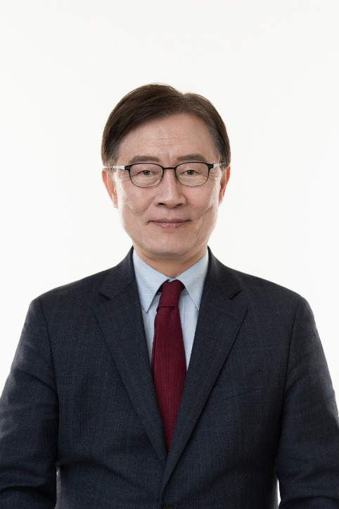 최재형 전 국회의원(전 감사원장)이 11일 자신의 페이스북에 국회 환경노동위원회 국정감사에서 김문수 고용노동부 퇴장시킨 행태에 대해 일침을 날렸다. / 뉴스티앤티 DB