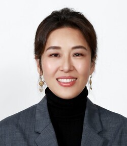 장주영 / 평론가