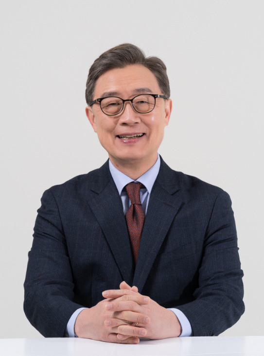 감사원장을 역임한 최재형 전 의원이 헌법재판소의 윤석열 대통령 내란죄 수사기록 송부 요구에 대해 우려를 표명하고 나섰다. / 뉴스티앤티 DB