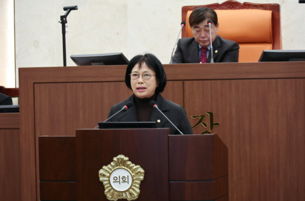 서천군의회는 21일 제328회 임시회에서 홍성희 의원이 조례안 4건을 발의했다고 밝혔다. / 홍성희 의원 제공