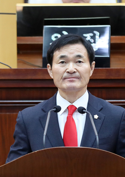 서산시의회는 12일 국민의힘 안원기 의원이 제303회 임시회에서 '기업과 마을 간 자매결연으로 서산형 상생 모델 구축'이라는 주제로 5분 자유발언을 진행했다고 밝혔다. / 서산시의회 제공