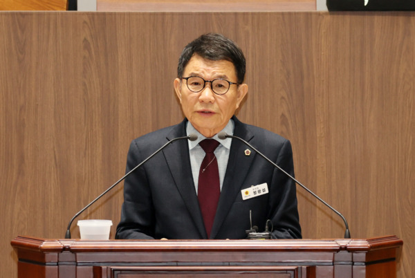 충남도의회는 22일 국민의힘 정광섭 의원이 제358회 임시회 제4차 본회의에서 5분 발언을 통해 농어촌 민박 활성화 등 충남의 관광 활성화 방안을 제안했다고 밝혔다. / 충남도의회 제공