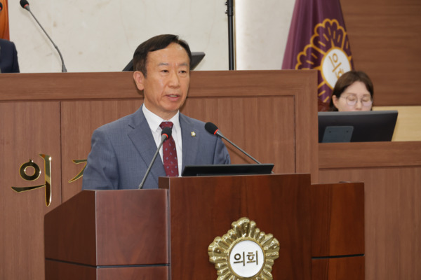 서천군의회는 지난 21일 한경석 의원이 제330회 임시회 제1차 본회의에서 5분 발언을 통해 통합돌봄서비스의 필요성을 제기했다고 밝혔다. / 한경석 의원 제공