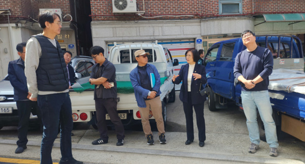 종로구의회는 8일 이미자 의원이 그간 기존 경로당(동숭동 6-31) 이전 및 환경 개선을 위해 지속적으로 노력해온 의정활동이 결실로 이어졌다고 밝혔다. / 이미자 의원 제공