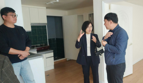 종로구의회는 8일 이미자 의원이 그간 기존 경로당(동숭동 6-31) 이전 및 환경 개선을 위해 지속적으로 노력해온 의정활동이 결실로 이어졌다고 밝혔다. / 이미자 의원 제공