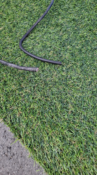 국민의힘 종로구 당원협의회는 24일 경복궁역에 위치해 있던 김문수 후보 유세차의 유선마이크가 훼손된 채 발견됐다고 밝혔다. / 국민의힘 종로구 당원협의회 제공