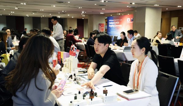 충남도는 지난 30일 호주 시드니 힐튼호텔에서 충남해외시장개척단 수출상담회를 개최했다고 밝혔다. / 충남도청 제공