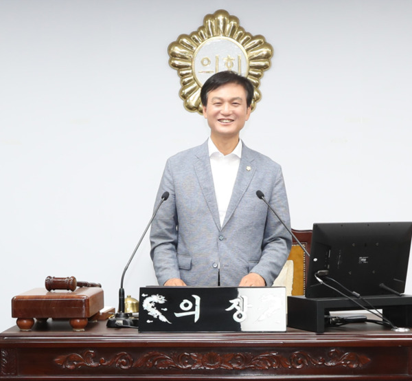 종로구의회는 지난 17일 제342회 정례회 제2차 본회의에서 2025년도 제1회 종로구 추가경정예산안을 심의·의결했다고 밝혔다. / 종로구의회 제공