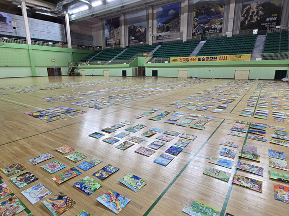 (재)서산문화재단은 지난 3일 2025년 안견문화제 전국청소년미술공모전의 심사 결과를 발표했다. / (재)서산문화재단 제공