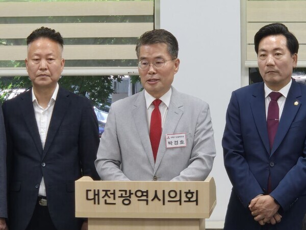 박경호 국민의힘 대덕구 당협위원장이 차기 대전시당위원장에 도전장을 내밀었다. (사진=박경호 국민의힘 대덕구 당협위원장이 10일 대전시의회 기자실에서 차기 대전시당위원장 출마를 공식 선언했다.)