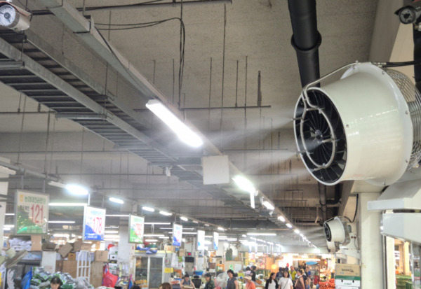 농협대전공판장은 15일 오정농수산물도매시장 복합상가동 점포 전역에 쿨링포그시스템 설치를 완료했다고 밝혔다. / 농협대전지역본부 제공