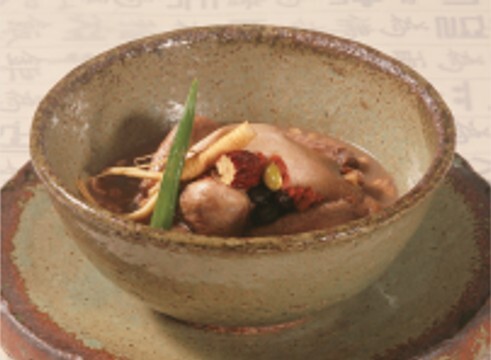 건강미인삼계탕 / 농촌진흥청 제공