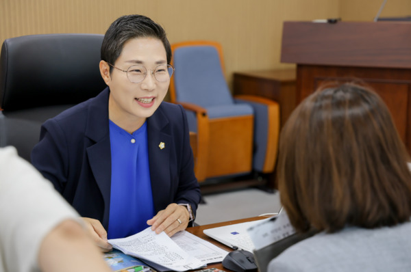 서천군의회는 28일 김아진 부의장이 제332회 임시회에 임하는 각오를 피력했다고 밝혔다. / 서천군의회 제공